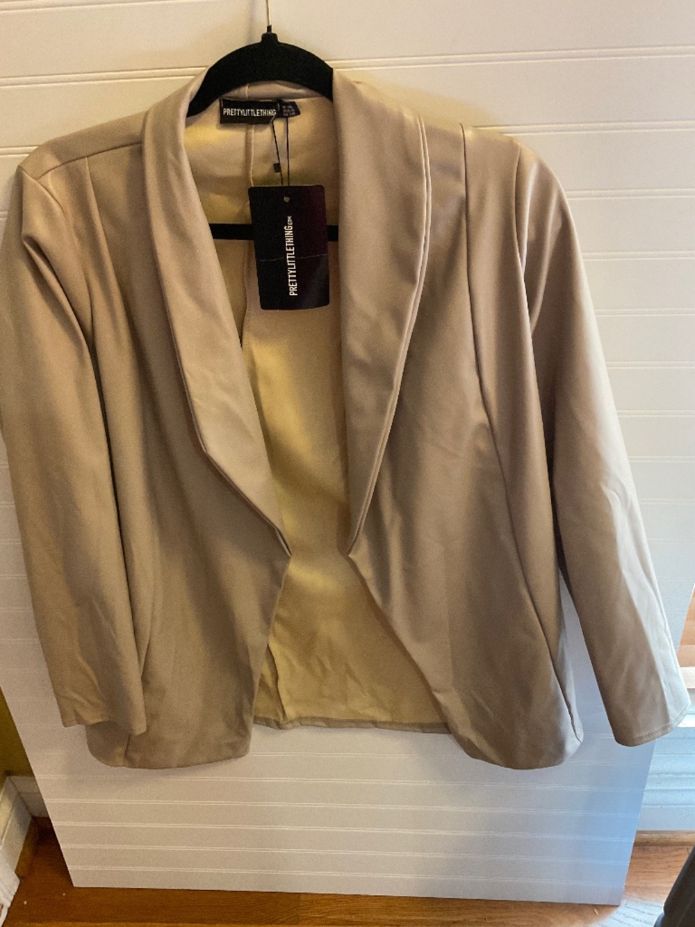 PrettyLittleThing Stone Faux Leather Drop COllar Blazer US 6 NWT